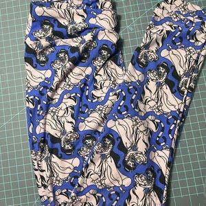 Used lularoe Disney leggings